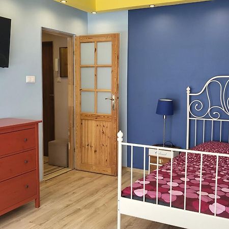 Studiospanie Studio Kapitana Z Balkonem Na Parterze Gdansk Ngoại thất bức ảnh